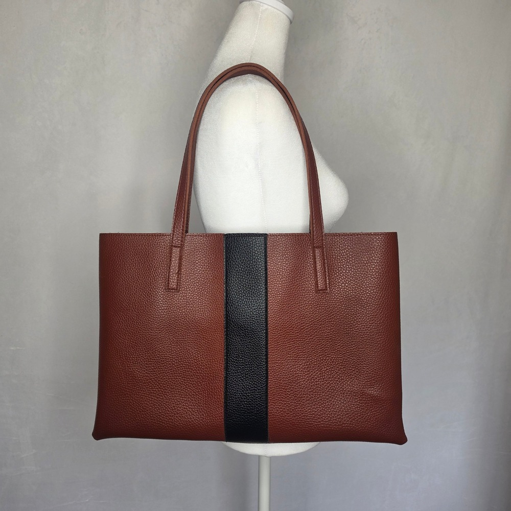 Vince Camuto Luck
Tote structured carryall pebbled vegan leather